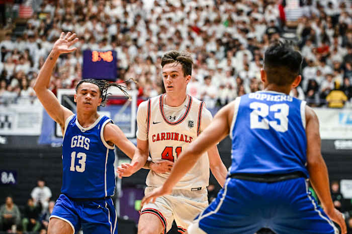 Lincoln Gresham 6A Oregon boys basketball quarterfinal Naji Saker -48
